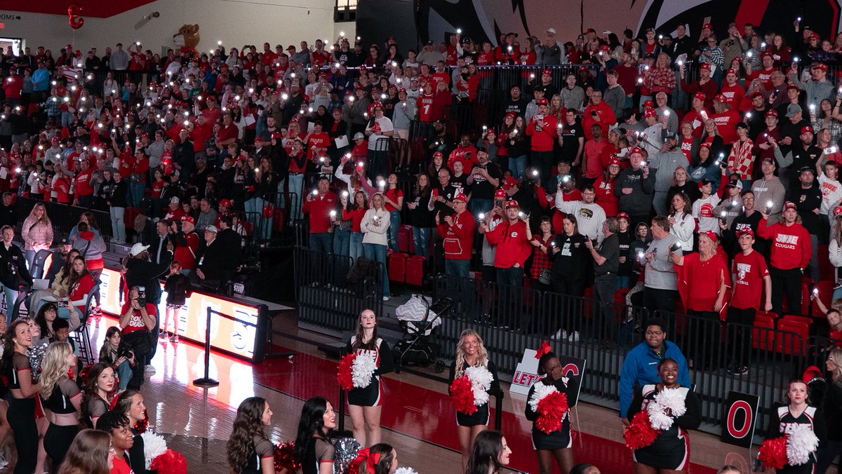 Be part of 𝕋ℍ𝕀𝕊!

Season ticket deposits towards the 25-26 basketball season are open for one more week, ending May 1. 

Click the link to secure this season's pricing!
vivenu.com/event/2025-26-…

#RollCougs | #FAWFAM | #2FeetIn