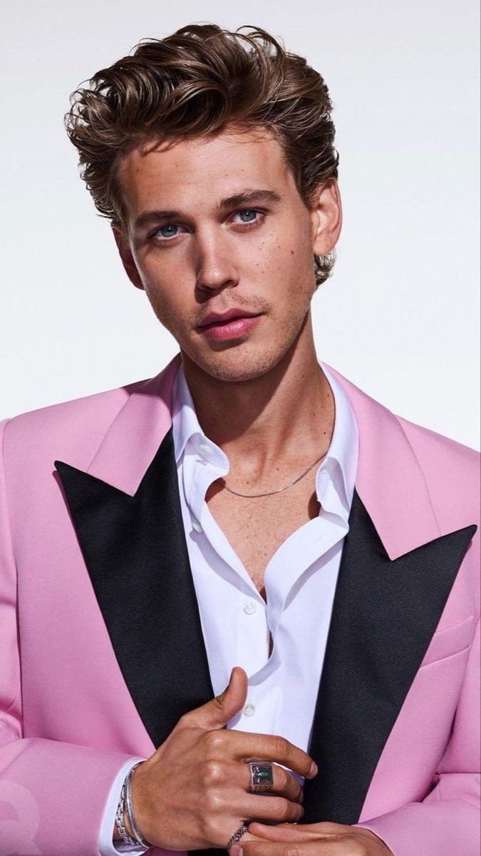 ImaStudio_ai's tweet photo. Those who asked, got it! Austin Butler LEGO version — special edition with pink suit, sunglasses and LOTS of charisma in blocks! ✨🧱 Assemble, disassemble… but the style remains intact! #FixMyPicAI #ChatGPT4o #LEGO #AustinButler #aifilter https://t.co/VirROHh90B