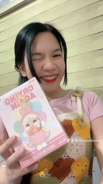 Honouriecious's tweet photo. - Happy 😃 with this purchase 🥰
Can’t imagine to got this one 😍
Papa G. is such amazing 🤩 
Thank You po Papa God for this blessing 🌸 @POPMARTGlobal https://t.co/GREX452IPg