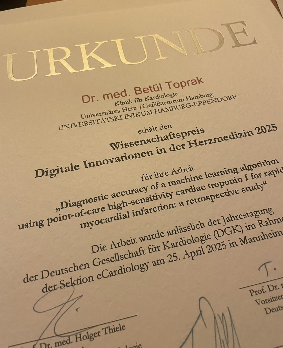 Betül Toprak, MD (@betueltoprak) on Twitter photo Herzlichen Dank <a href="/Herzstiftung/">Deutsche Herzstiftung</a> <a href="/DGK_org/">Deutsche Gesellschaft für Kardiologie</a> <a href="/sanaklinikenag/">Sana Kliniken</a> für die Auszeichnung unserer Arbeit zur KI in der Herzinfarktdiagostik mit dem Wissenschaftspreis „Digitale Innovationen in der Herzmedizin 2025“ - eine große Ehre!
<a href="/YoungDgk/">Young DGK</a> <a href="/dzhk_germany/">DZHK Germany</a> <a href="/UKEHamburg/">UKE Hamburg</a> <a href="/UCCS_HH/">University Center of Cardiovascular Science (UCCS)</a> <a href="/RTwerenbold/">Raphael Twerenbold, MD</a> Herzlichen Dank <a href="/Herzstiftung/">Deutsche Herzstiftung</a> <a href="/DGK_org/">Deutsche Gesellschaft für Kardiologie</a> <a href="/sanaklinikenag/">Sana Kliniken</a> für die Auszeichnung unserer Arbeit zur KI in der Herzinfarktdiagostik mit dem Wissenschaftspreis „Digitale Innovationen in der Herzmedizin 2025“ - eine große Ehre!
<a href="/YoungDgk/">Young DGK</a> <a href="/dzhk_germany/">DZHK Germany</a> <a href="/UKEHamburg/">UKE Hamburg</a> <a href="/UCCS_HH/">University Center of Cardiovascular Science (UCCS)</a> <a href="/RTwerenbold/">Raphael Twerenbold, MD</a>