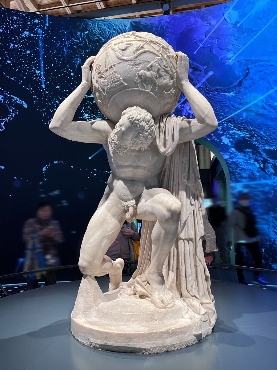 ファルネーゼのアトラス🇮🇹】 2世紀ローマの白大理石彫刻。ナポリ国立