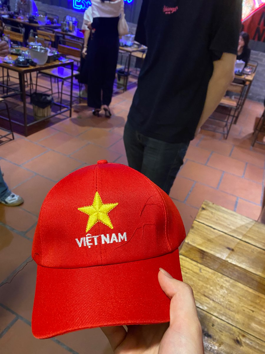 📍 Live from the Pocket x Vistia Vietnam Developer Meetup!
Big thanks to <a href="/POKTnetwork/">POKT Network</a> and <a href="/VistiaAI/">Vistia</a> 🚀

#pocketmeetup #viítiaxpocke
