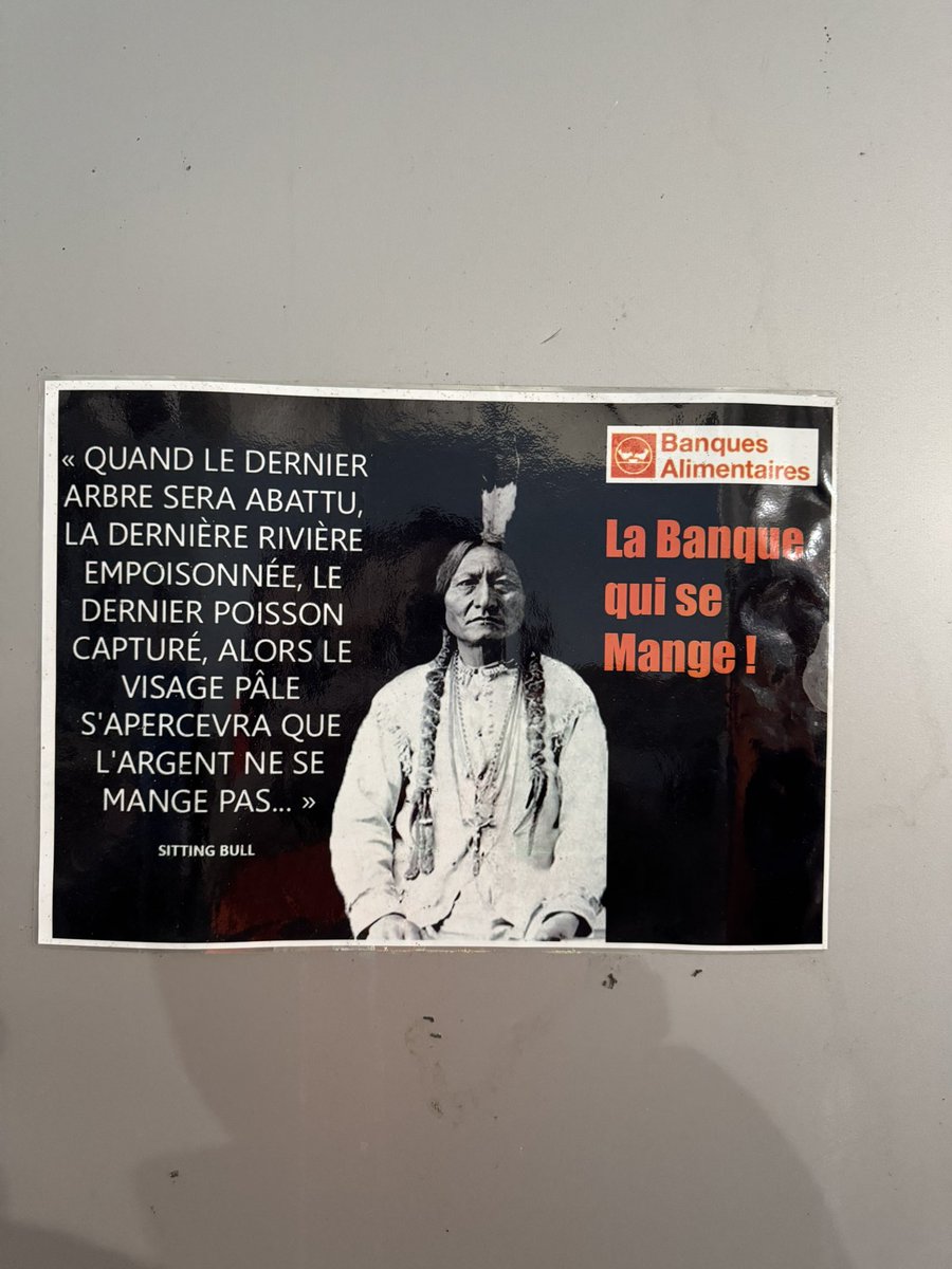 Aux côtés des salariés et bénévoles de la Banque Alimentaire du Gard qui distribuent chaque jour 14 000 repas. Avec du frais, et même du bio. Leur engagement est extraordinaire, en miroir de la passivité de l’État.

Je suis honorée d’être la marraine de leur collecte 2025 !