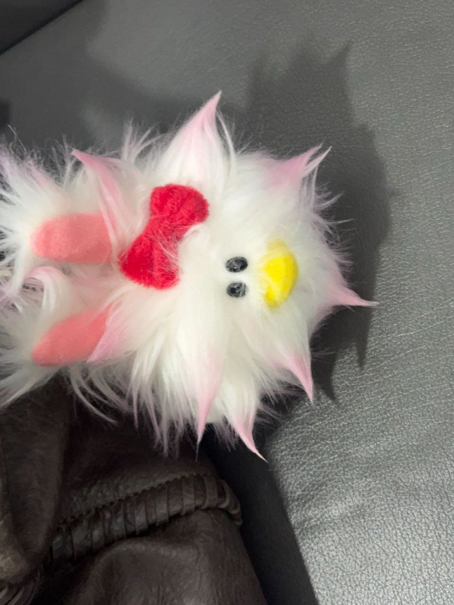 minsju's tweet image. the furry thing on the rightest way—it just similar as me! 💭 when a day shows me so fluffy, it does kind appear with a red ribbon on it. 🎀‼️ keep it calm; my nails are so beautiful today, don't say anything!