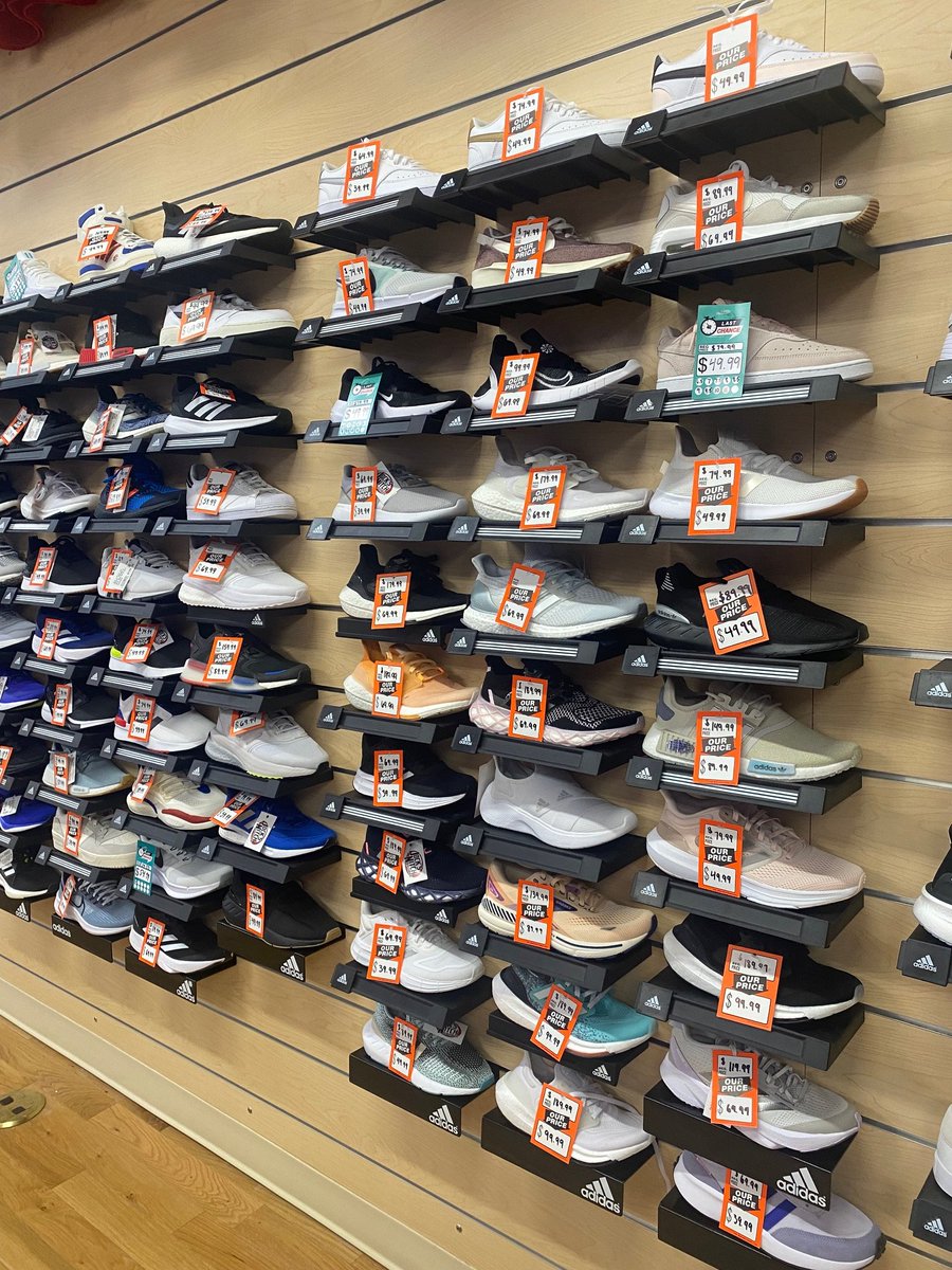 In the market for some new shoes? We've got you covered!

Come see us at 826 Mass to shop our biggest shoe sale yet, starting as low as $39.99!

#downtownlawrence #runningshoes #kansasjayhawks #rockchalk #sale