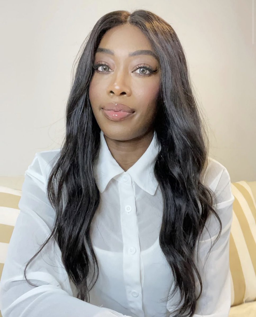 LegalWomenUK's tweet image. What about the skills no one teaches?
Cynthia Agyeman, Lecturer in Law at the University of Salford's Business School, talks to @legalwomenuk about how social mobility can help women succeed in law.