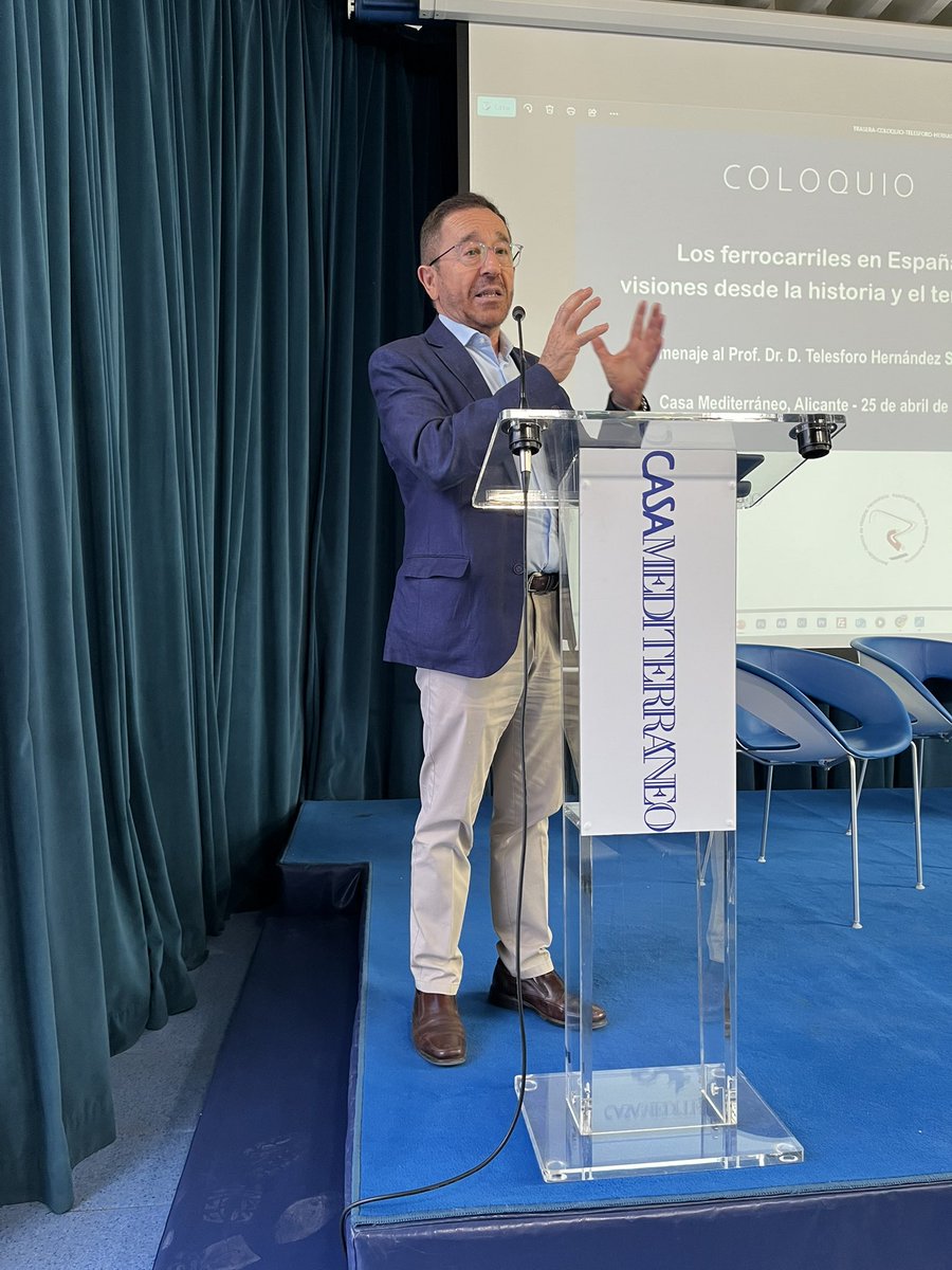 Esta mañana hemos rendido un emotivo homenaje a telesforo Hernández y destacado sus aportaciones a la historiografías  la Casa Mediterráneo (Alicante).
<a href="/csmediterraneo/">Casa Mediterráneo</a>
<a href="/ffe_es/">Fundación de los Ferrocarriles Españoles</a>
<a href="/transportesgob/">Ministerio Transportes y Movilidad Sostenible</a>
<a href="/Renfe/">Renfe</a>
<a href="/Adif_es/">Adif</a>