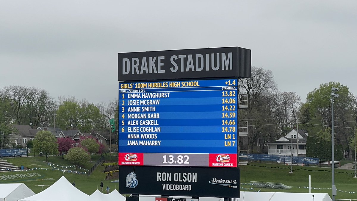 ValleyGirlsTF's tweet photo. Your Drake Relays champion running the exact same time!  Emma finishing her senior year with back to back victories in this event.  Teammate Morgan Karr placing 4th with another PR! https://t.co/SUjUZMDNfz