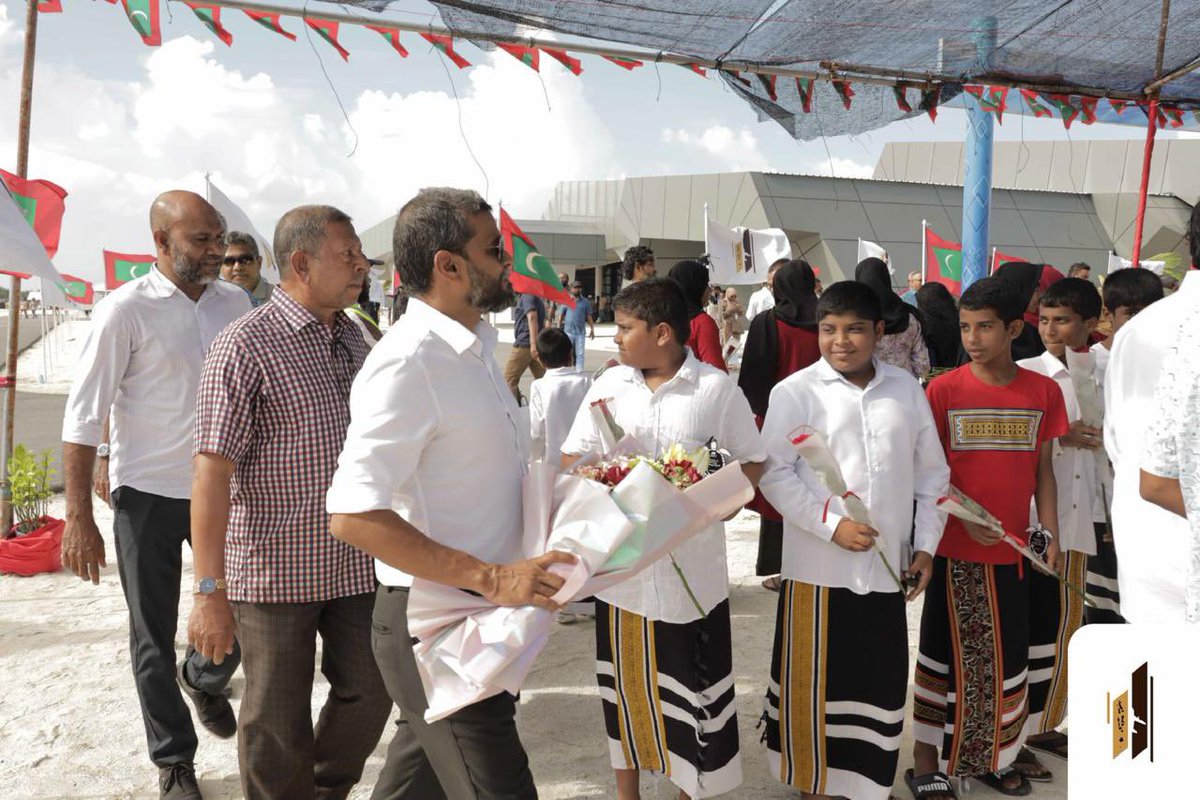 Upcoming test flight landing preparations underway at Muli Airport. The first airport in Meemu Atoll and the newest addition to the RACL family. 

#racl #airports #aviationmv #MuliAirport #MeemuAtoll #fyp #foryourpage