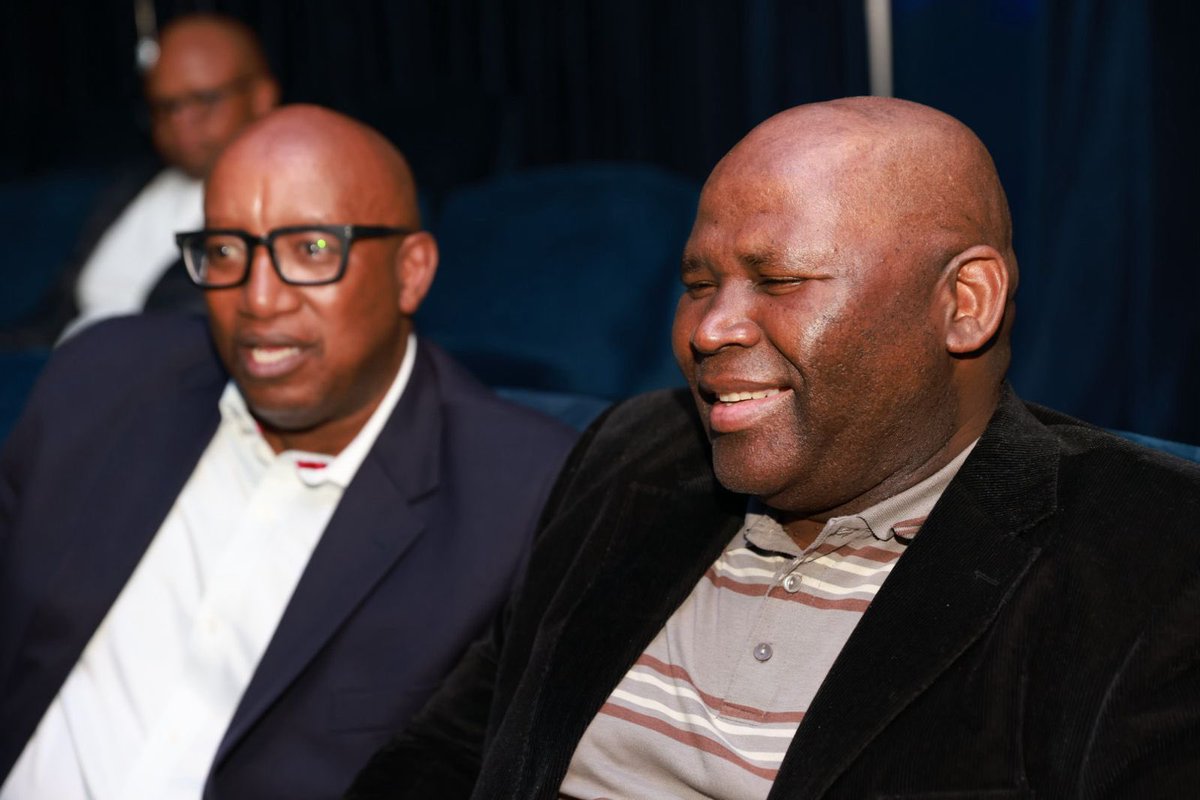 We are LIVE at the #SMWXevent! Ayeye! Watch the livestream: youtube.com/live/1-nMnB7nO… 🔥