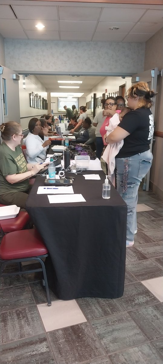 513Relief's tweet image. We're here for you! Stop by the Hamilton County Office of Reentry's One Stop Resource event at Goodwill in Woodlawn.
We'll be here until 1PM.
