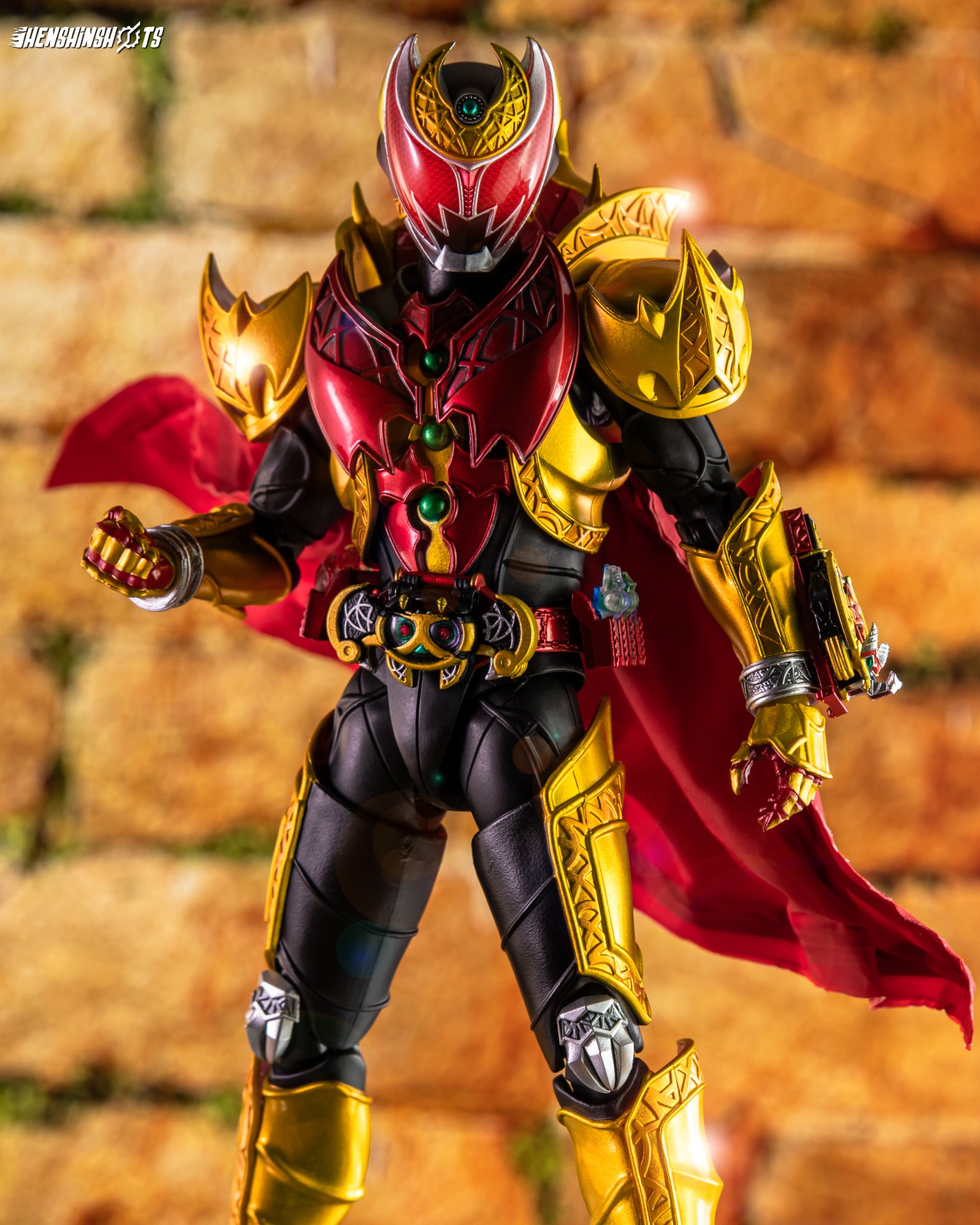 貴重]仮面ライダーキバ エンペラーフォーム レッドバージョン