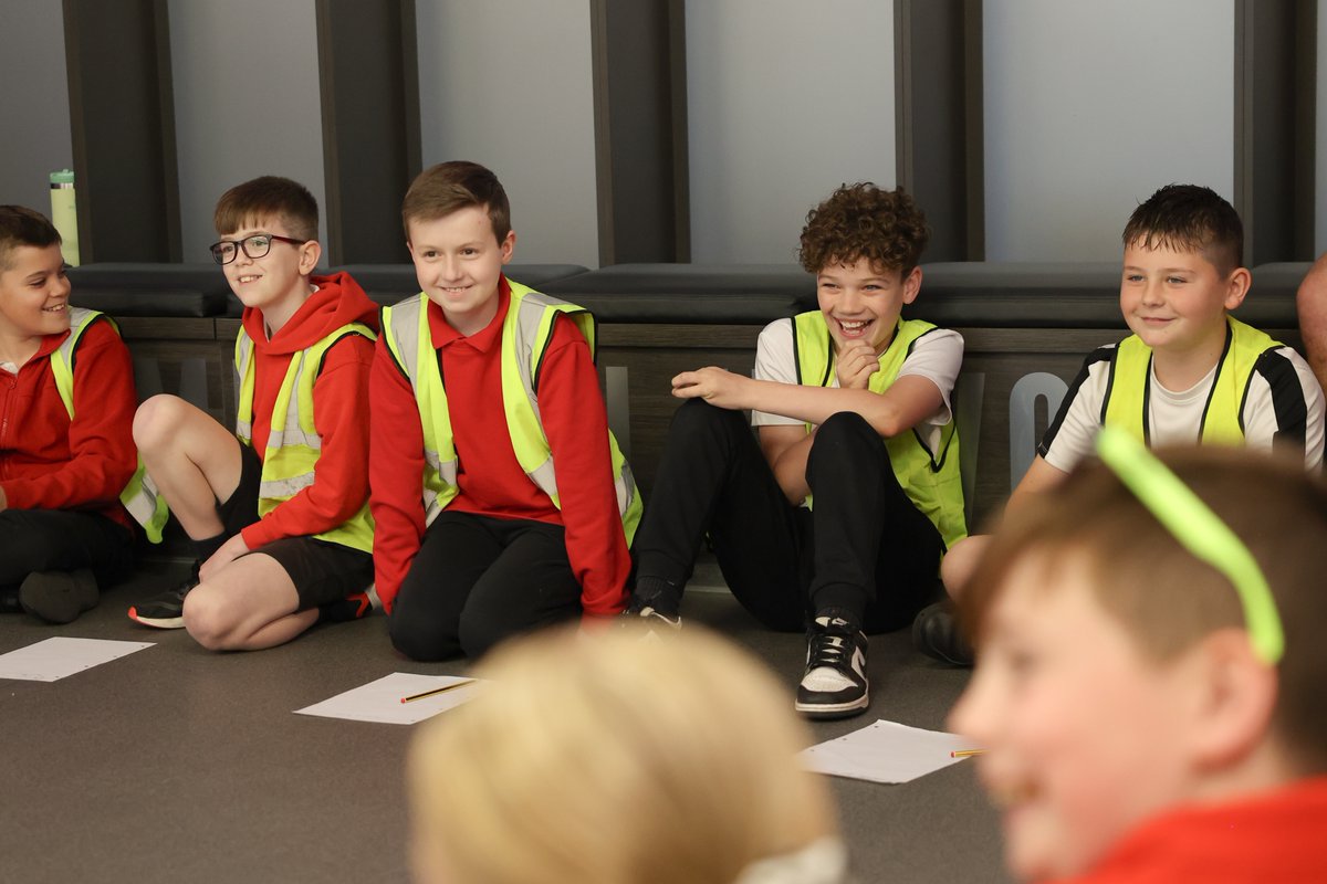 Bristol City Robins Foundation (@robinsfound) on Twitter photo 📚 Club Author Day 2025
We had a great time with Headley Park Primary School's #PLPrimaryStars as we were joined by author Matt Oldfield for a day of learning and sport! ⚽️
Find out more about the day on our website now! 👇
bcfc.co.uk/foundation-new…
<a href="/PLCommunities/">Premier League Communities</a> 📚 Club Author Day 2025
We had a great time with Headley Park Primary School's #PLPrimaryStars as we were joined by author Matt Oldfield for a day of learning and sport! ⚽️
Find out more about the day on our website now! 👇
bcfc.co.uk/foundation-new…
<a href="/PLCommunities/">Premier League Communities</a>