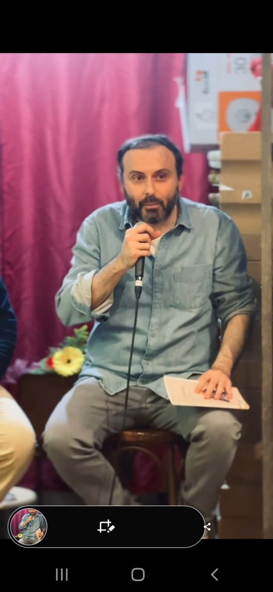 Jorge Cappa (@cappajorge) on Twitter photo Muy contento tras la presentación de mi nuevo libro de poesía ayer en Madrid, en <a href="/Garibaldi_28012/">Taberna Garibaldi</a>.
Charlamos sobre diversos temas y leímos varios de los textos incluidos en 'La deshora' (<a href="/Olelibros/">Olelibros.com</a>), compuesto por 38 poemas y 4 letras de canciones y que ya echa a volar 🕊. Muy contento tras la presentación de mi nuevo libro de poesía ayer en Madrid, en <a href="/Garibaldi_28012/">Taberna Garibaldi</a>.
Charlamos sobre diversos temas y leímos varios de los textos incluidos en 'La deshora' (<a href="/Olelibros/">Olelibros.com</a>), compuesto por 38 poemas y 4 letras de canciones y que ya echa a volar 🕊.