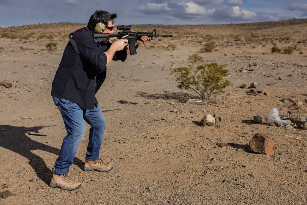 HookBarrelMag's tweet photo. ππππ§ πππ’π§ gained a greater appreciation for guns as a contestant on πΊππππ π¬πππ πΊππππππ. Cainβs partner for his mission: American Sniper Chris Kyle. βHe was an unbelievable, super nice, super humble guy,β Cain recalls. @deancain
MORE: https://t.co/Kv4WXHKpNt
