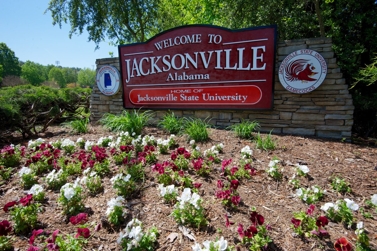 USA Today announces 10 best small college towns in the US and at No. 3: Jacksonville, Alabama📷📷
Want to read more click the link below!
10best.usatoday.com/awards/best-sm…