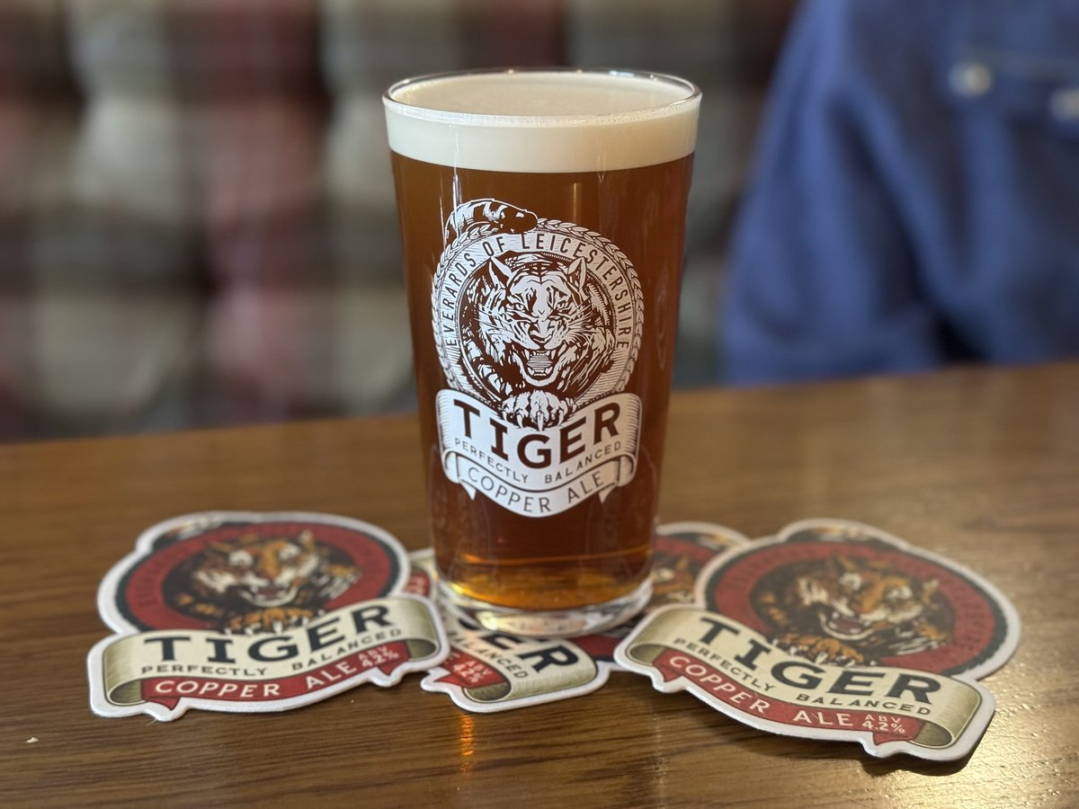 My weekend begins with my favourite non-m62 corridor bitter. Tiger “Copper Ale” presented at the Cherry Tree is an amazing representation of  Everard’s best. Highly recommended. 

I’d tag em, but they’ve quit this place. Might need to consider doing the same. 

#bitter #malty