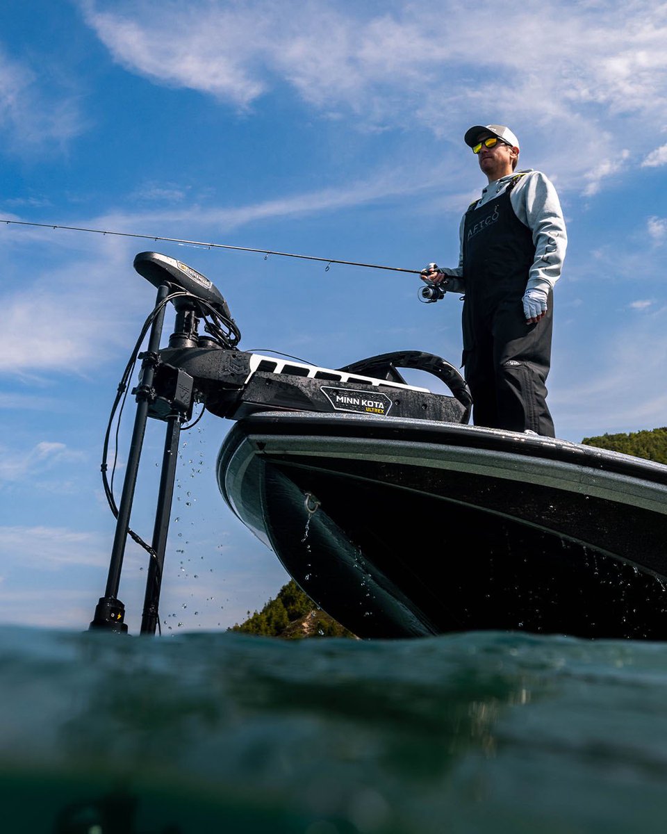 MinnKotaMotors's tweet photo. Your best friend in unforgiving environments 💪 #UltrexQUEST #MinnKota https://t.co/sh37u0d4ZO