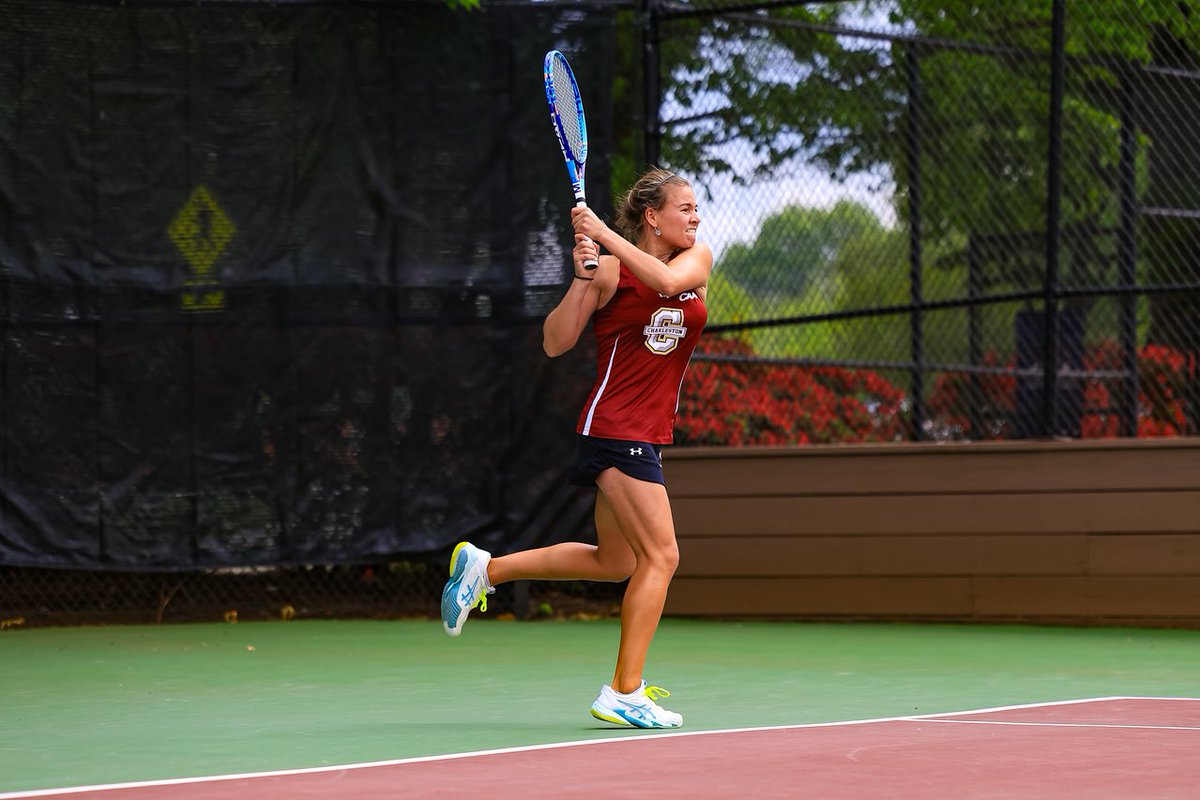 CofCTennis's tweet image. Maja takes the first win in singles play to tie it up!
#TheCollege🌴🎾