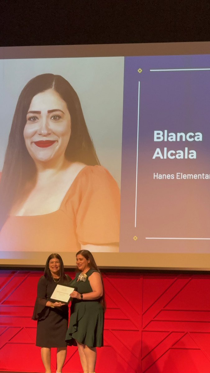 WTHanes's tweet image. Cannot let the week pass without acknowledging our amazing Teacher of the Year for 25-26 SY. Congratulations 💕!