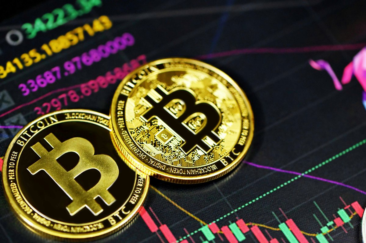 phd_mr1567's tweet photo. "🌟💰 Ready to unlock the secrets of successful crypto investing? 🚀💸 What's your go-to strategy when navigating the volatile market? Share your tips! #CryptoInvestor #InvestingTips #Cryptocurrency" https://t.co/Uw7uu7wEqx