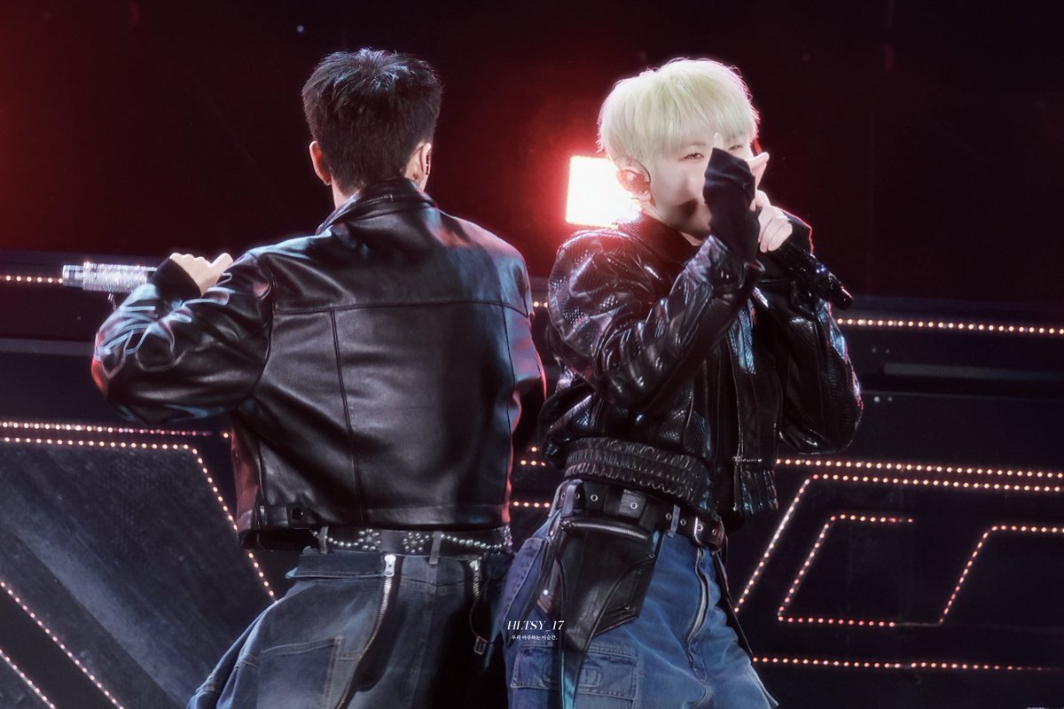 HLTSY_17's tweet photo. 250424 
HOLIDAY OSAKA
좋다 조화 baby just like this🔥🖤
#호시 #HOSHI #권순영 #ホシ 
#우지 #호우주의보 #호우
#세븐틴  #SEVENTEEN