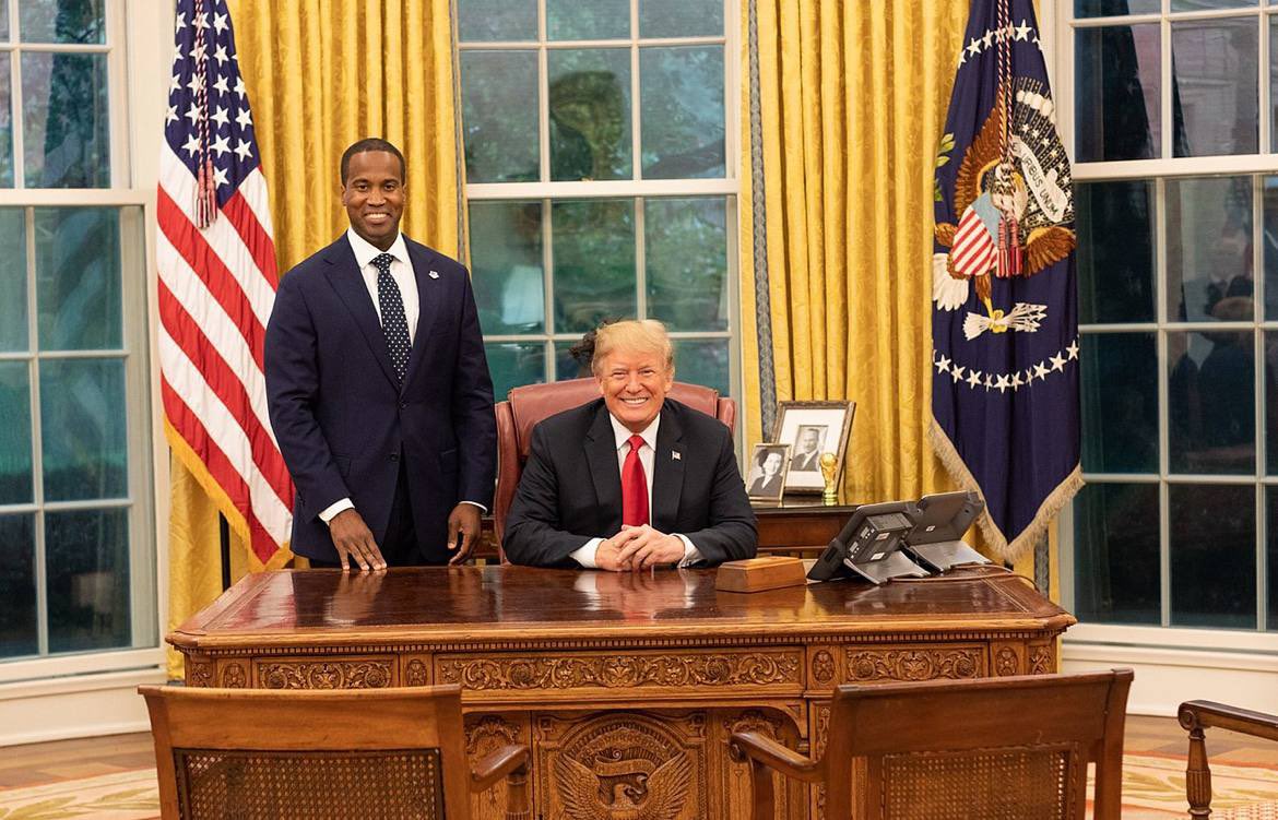 JackPosobiec's tweet image. NEW: Michigan insiders are reporting that of Michigan Governor 2026 potential candidates, ONLY John James stayed true to President Donald Trump and endorsed him in July 2023. Others like Aric Nesbitt &amp;amp; Tom Leonard went DeSantis in April 2023. Perry Johnson ran against Trump in…
