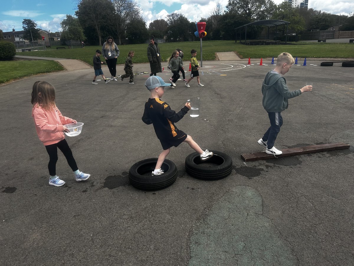 Neasden Primary (@neasdenprimary) on Twitter photo 1W had to transport the water safetly across to the empty water bank and deliver it to Simba !🦁 <a href="/CommandoJoes/">Commando Joe's</a> #teamwork 1W had to transport the water safetly across to the empty water bank and deliver it to Simba !🦁 <a href="/CommandoJoes/">Commando Joe's</a> #teamwork