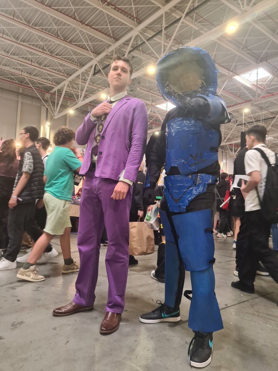 MildlyOKK's tweet image. I went to Comiccon as V1!!!
#comiccon2025 #easterneurope #cosplay #ultrakill