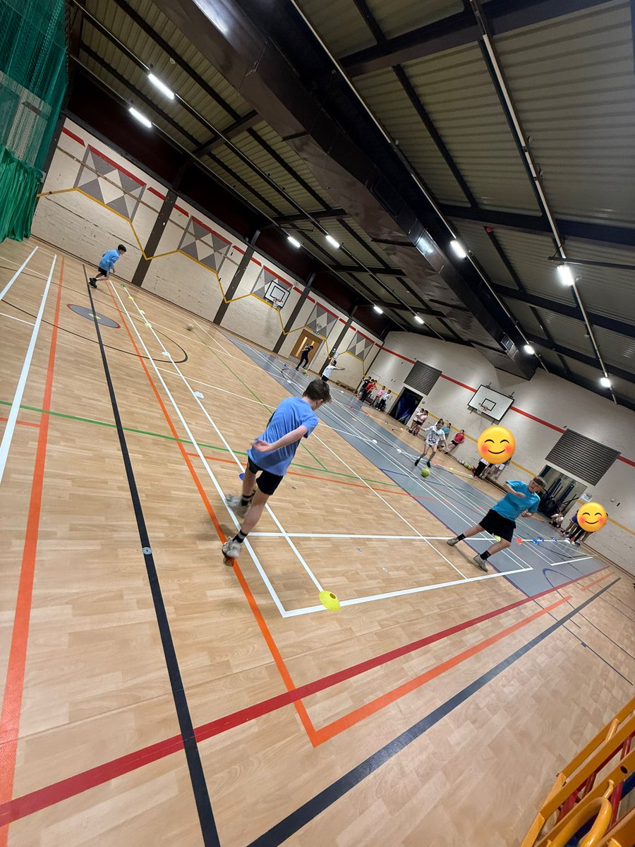 CultsSchool's tweet photo. In PE, 6S had the opportunity to be taught by their peers about football. The learners planned the session and taught their peers about dribbling and having control of the ball #TeamCPS #AberdeenLearns #learnersleadinglearning @Schools_Digital https://t.co/poUAd2n9oz