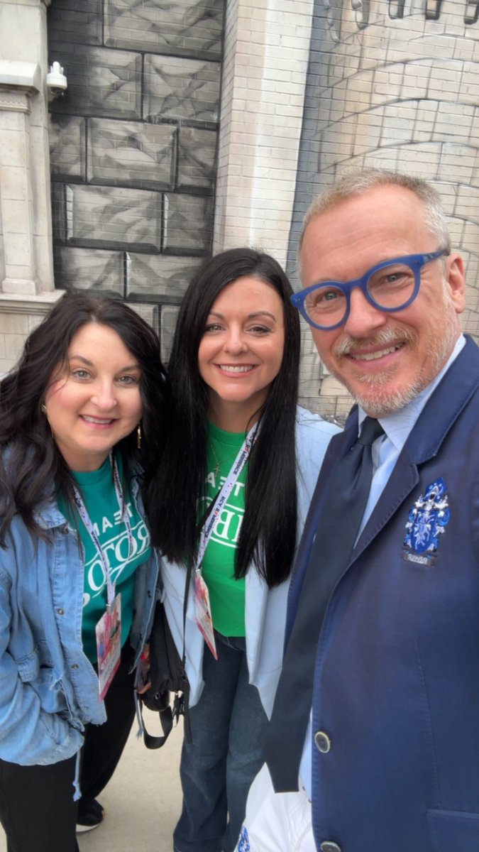 julezwest's tweet photo. What an amazing 2 days at the Ron Clark Academy! Slide certified #TeamIsibindi https://t.co/Wyn5DF78mJ