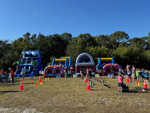 Timber Trace (@timbertrace411) on Twitter photo Students had the opportunity to try out tonight's Fun Fair bounce houses today. Join us for our annual Timber Trace Fun Fair tonight! Popcorn, cotton candy, snow cones, games, bounce houses, and more!!🐯 Students had the opportunity to try out tonight's Fun Fair bounce houses today. Join us for our annual Timber Trace Fun Fair tonight! Popcorn, cotton candy, snow cones, games, bounce houses, and more!!🐯