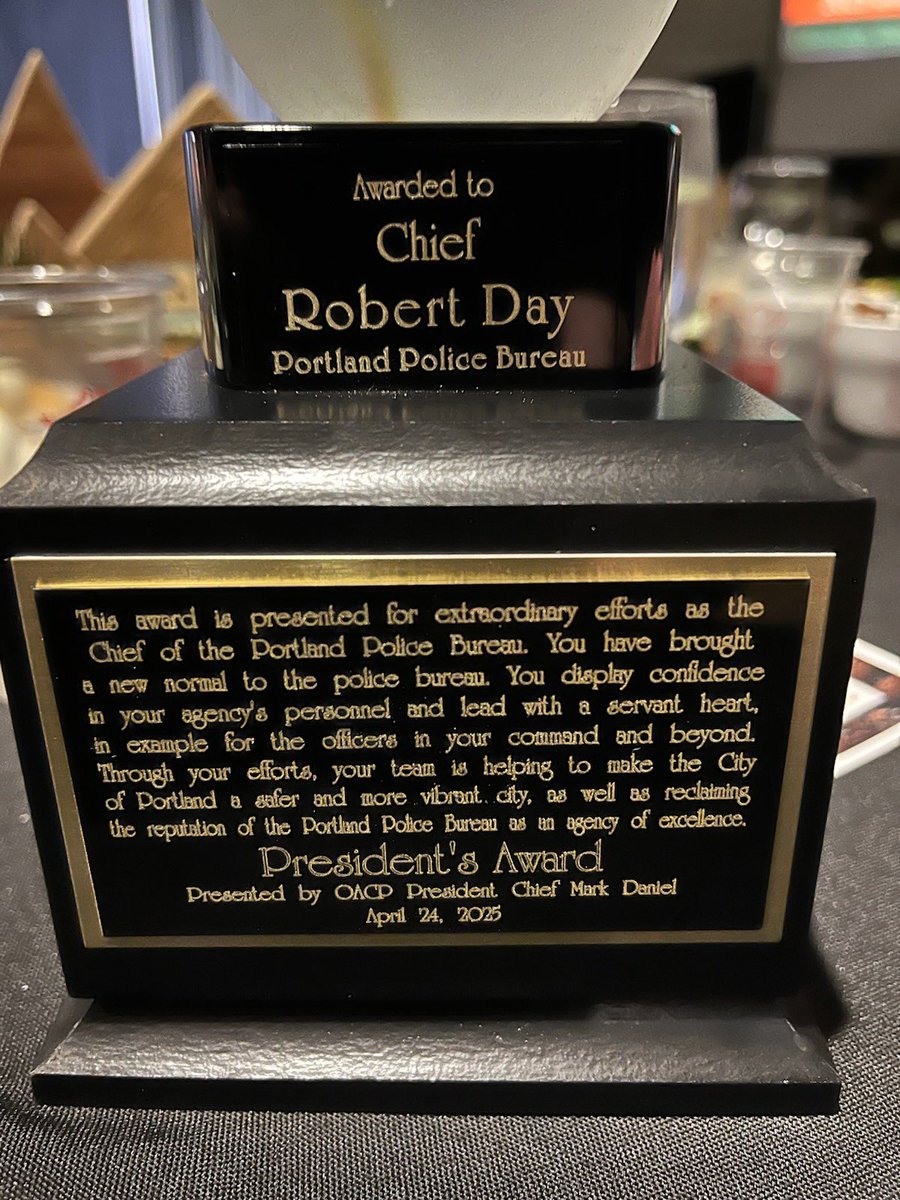 Honored to receive the President’s Award at the Oregon Association Chiefs of Police Awards Banquet in Pendleton. This award is a testament to the great work of our sworn and professional staff!