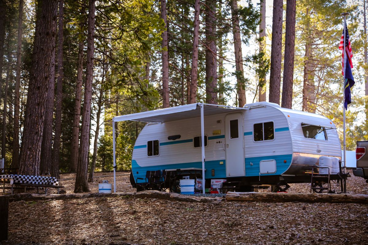WEnRVcom's tweet photo. Spring is in full swing, and we hope you're spending it camping this weekend!ποΈ
-
-
-
#rv #rvexplorers #rvlife #roadtrip #motorhome #rvcountry #rvliving #camping #outdoors #wenrv #travel #rvlifestyle #luxuryrv #campingmemories #hiking #traveltrailer #adventurerv https://t.co/gUE3X6DF7j