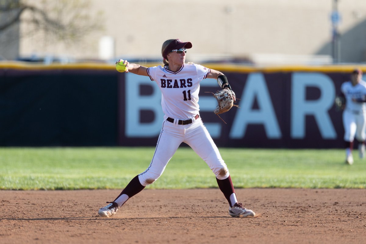 MoStateSoftball's tweet photo. No. 11 - Kenzie Derryberry 🐻

Bentonville, Arkansas ➡️ Springfield, Missouri

#GoBears | #Team57 https://t.co/hYgOV44DmA