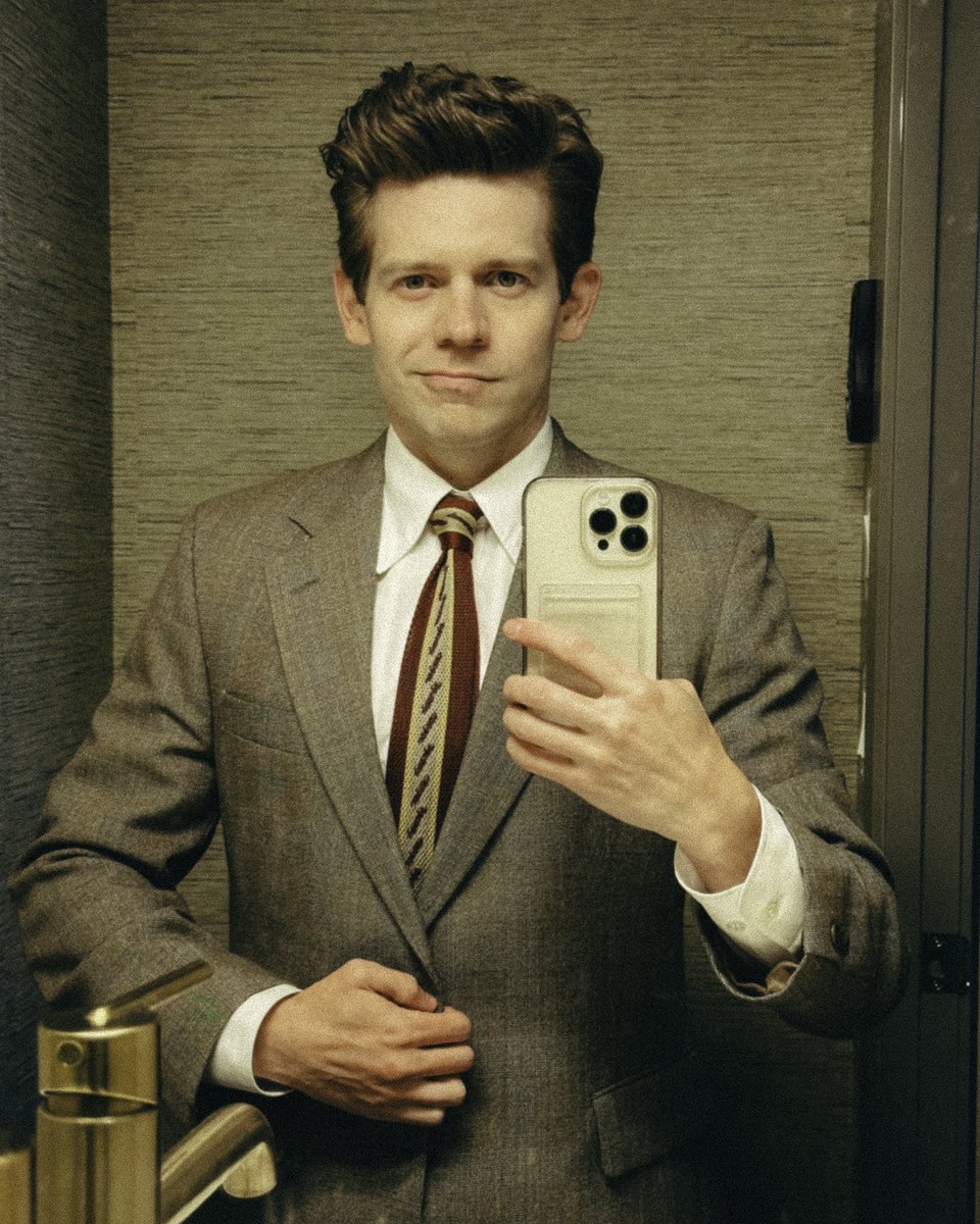 Incredibly proud to be part of ON SWIFT HORSES, in theaters today! A stunning epic about queer identity and reinvention in 1950s America. I play Rosie, a gay ex-jockey (with a rather enviable wardrobe). Sharing a few behind-the-scenes glimpses because this one’s something special