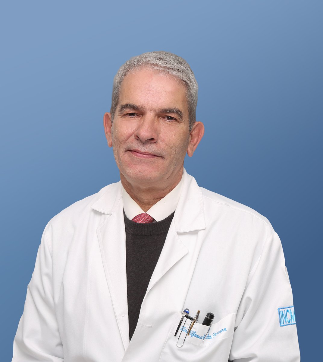 El INCMNSZ agradece al Dr. Alfonso Gulias Herrero por su invaluable labor como Subdirector de Servicios Médicos por más de dos décadas. A partir de esta fecha continuará como médico adscrito a la Dirección de Medicina para seguir con su quehacer en beneficio de nuestros pacientes