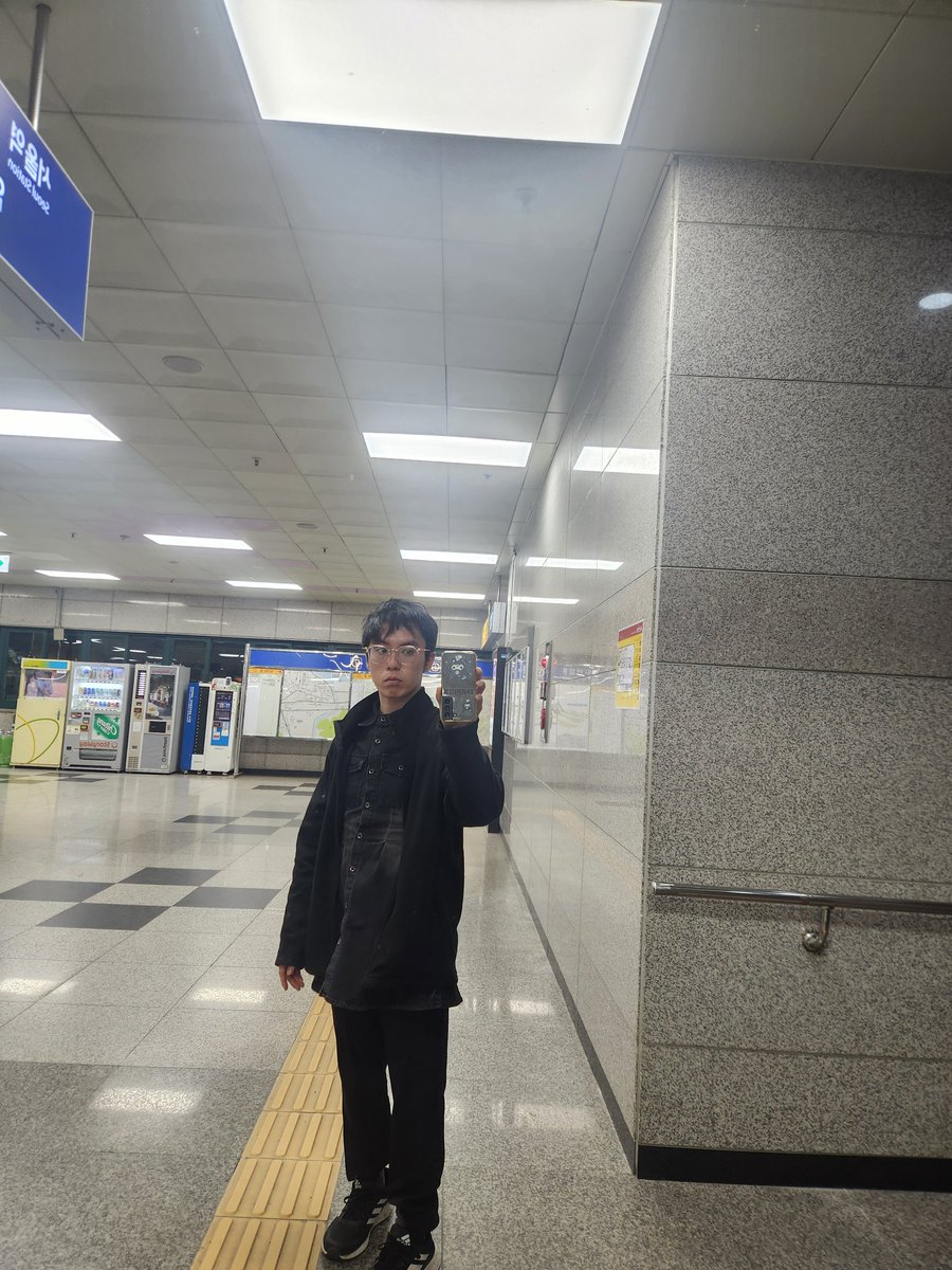chomin1775's tweet photo. 내가 이걸 왜 샀을까...? 
#구인 #리틀 #에세머트친소 #MSW #FD #FS 
#플러팅 #섹러팅 #맘눌뎀 https://t.co/YJCNSAVBWp