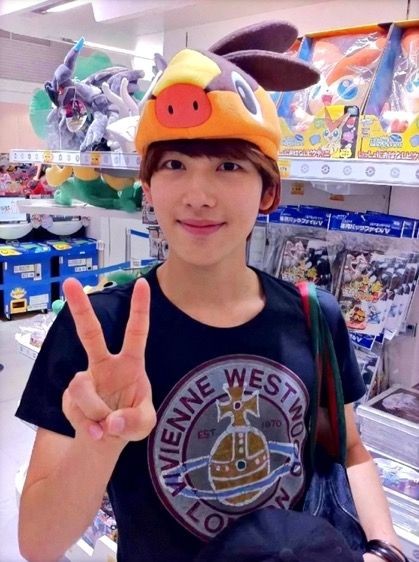 thirdthree_0731's tweet photo. 두근두근콩닥콩닥 시와니의 요상하고 수상한 모자 탐방기!♡ https://t.co/OMExNVBMxM
