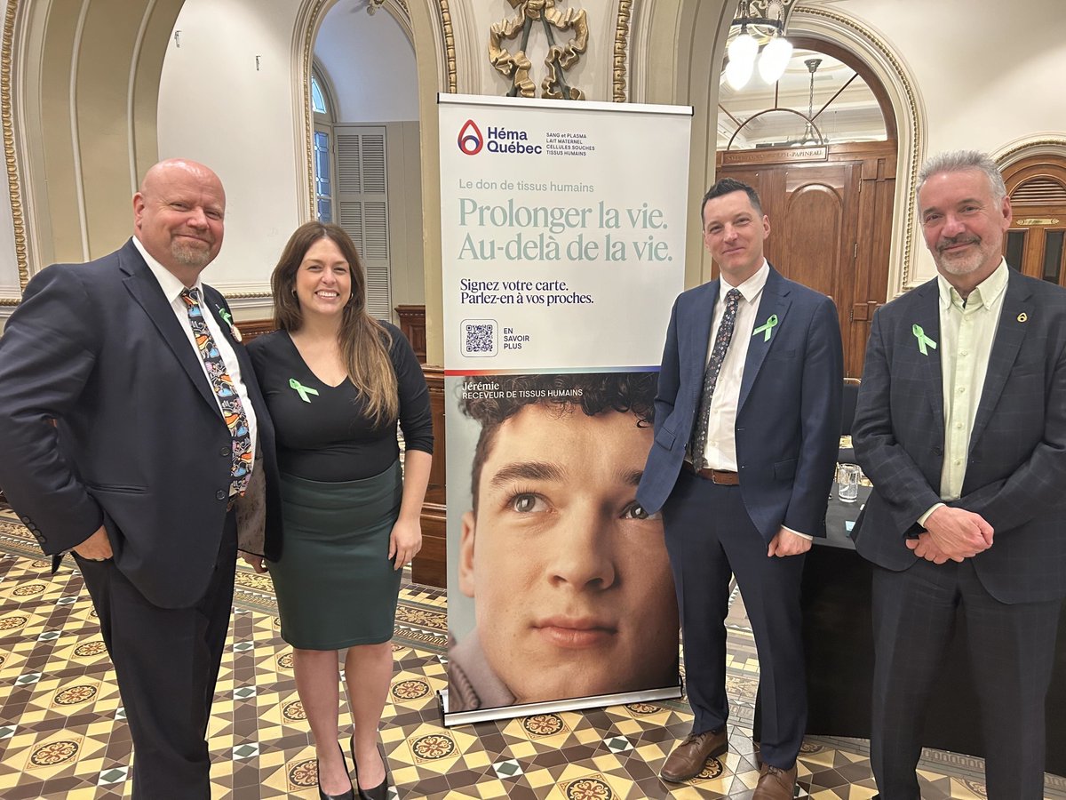 HemaQuebec's tweet image. En cette Semaine nationale du don d'organes et de tissus, Héma-Québec était à l’Assemblée nationale pour sensibiliser les élus à l’importance du consentement au don de tissus humains.
Un seul don peut transformer la vie de 20 personnes.
Parlez-en à vos proches. 💙