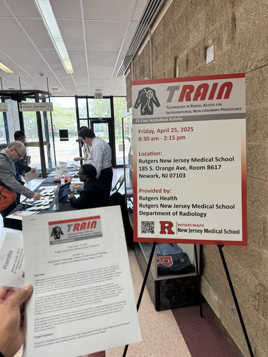 ramitagowda's tweet photo. Great TRAIN session today on the techniques and benefits of radial access! @DanShilo Thank you for the invite @AbhiKumar47 @prat_shuk #VIR #Irad #RadialFirst https://t.co/AHWAwH8er3