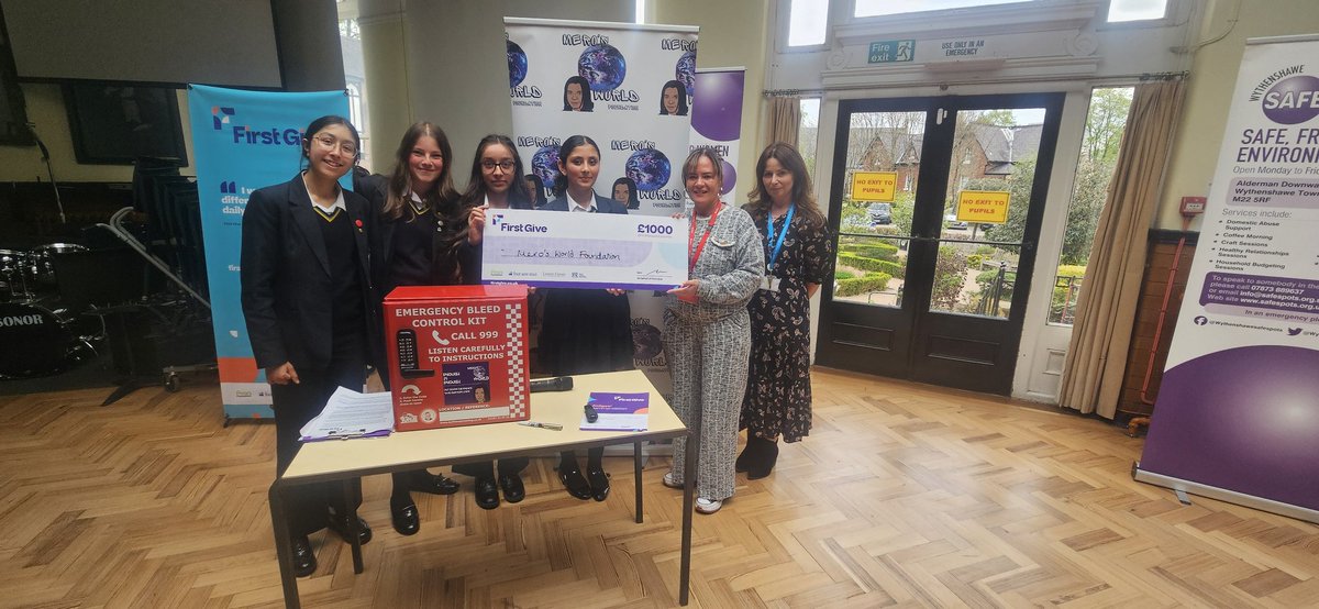 merosworld20211's tweet image. Today, I attended Altrincham girls' school because I was their chosen charity to do a presentation in front of judges to have a chance of winning £1000. Their presentation was amazing and we won. I saw the passion and determination in them all, with MP Conner Rand 💜