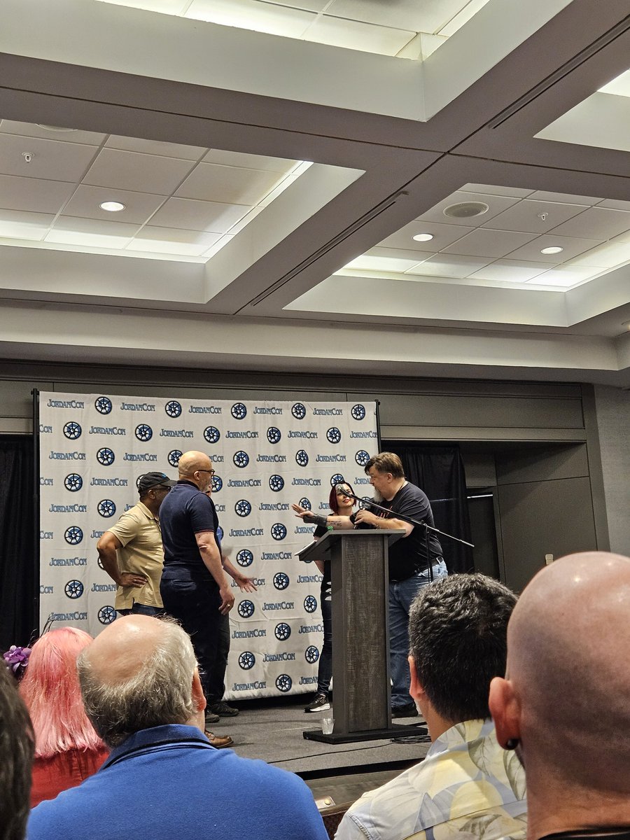 Adelorna Sedai tweet media