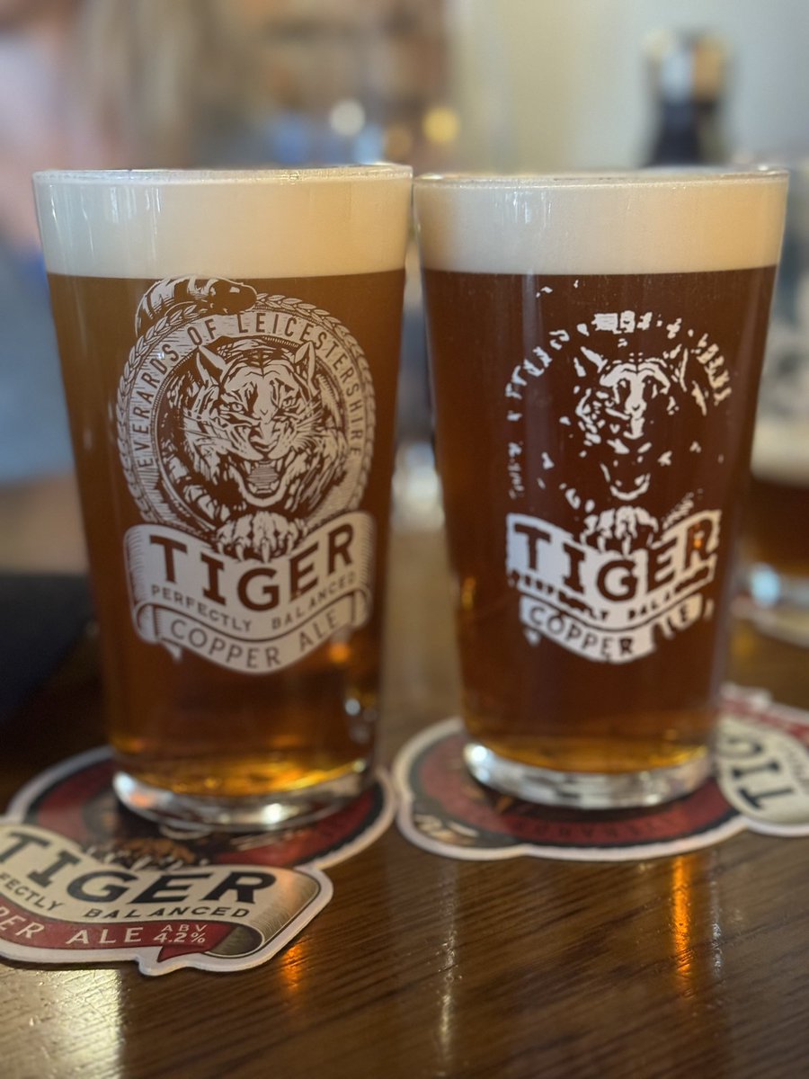 Come to the Cherry Tree in Market Harborough. 

Beer with  proper head!