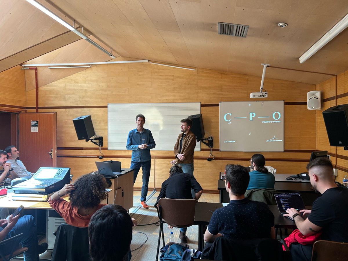 CSM CastillaLaMancha (@csmclm) on Twitter photo Esta semana, tuvo lugar en el <a href="/RCSMM_oficial/">RCSMM</a> el primer (esperemos de muchos) Intercambio de Tecnología Musical entre dicho centro, el <a href="/COSCYL/">COSCYL</a> y el <a href="/csmclm/">CSM CastillaLaMancha</a>
Gracias a Julián Ávila y Alberto Bernal y su alumnado por ser anfitriones/as de dicho evento.
<a href="/educajccm/">Educación C-LM</a> Esta semana, tuvo lugar en el <a href="/RCSMM_oficial/">RCSMM</a> el primer (esperemos de muchos) Intercambio de Tecnología Musical entre dicho centro, el <a href="/COSCYL/">COSCYL</a> y el <a href="/csmclm/">CSM CastillaLaMancha</a>
Gracias a Julián Ávila y Alberto Bernal y su alumnado por ser anfitriones/as de dicho evento.
<a href="/educajccm/">Educación C-LM</a>