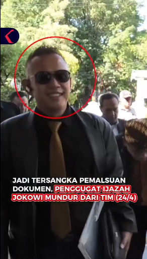 Shellainra's tweet photo. Penggugat ijazah Jokowi,Zaenal Mustofa (ZM),menyatakan pengunduran dirinya dari tim pengacara Tolak Ijazah Palsu Usaha Gak Punya Malu (TIPU UGM) setelah ditetapkan menjadi tersangka kasus pemalsuan dokumen. #taruhan77 #JokowiPenipuIjazah #JokowiTakutDiAdili #martabak #kecanduan https://t.co/cXbzXaJMGM