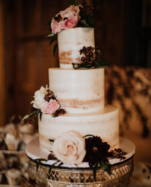 The perfect cake for a summer wedding!! 
photographer: @rachelveltriphoto

To sweeten your celebration with a custom cake of your own, you can:
click here: themakery.com

 #weddingcake #wedding #desserts #yum #yummy #amazing
