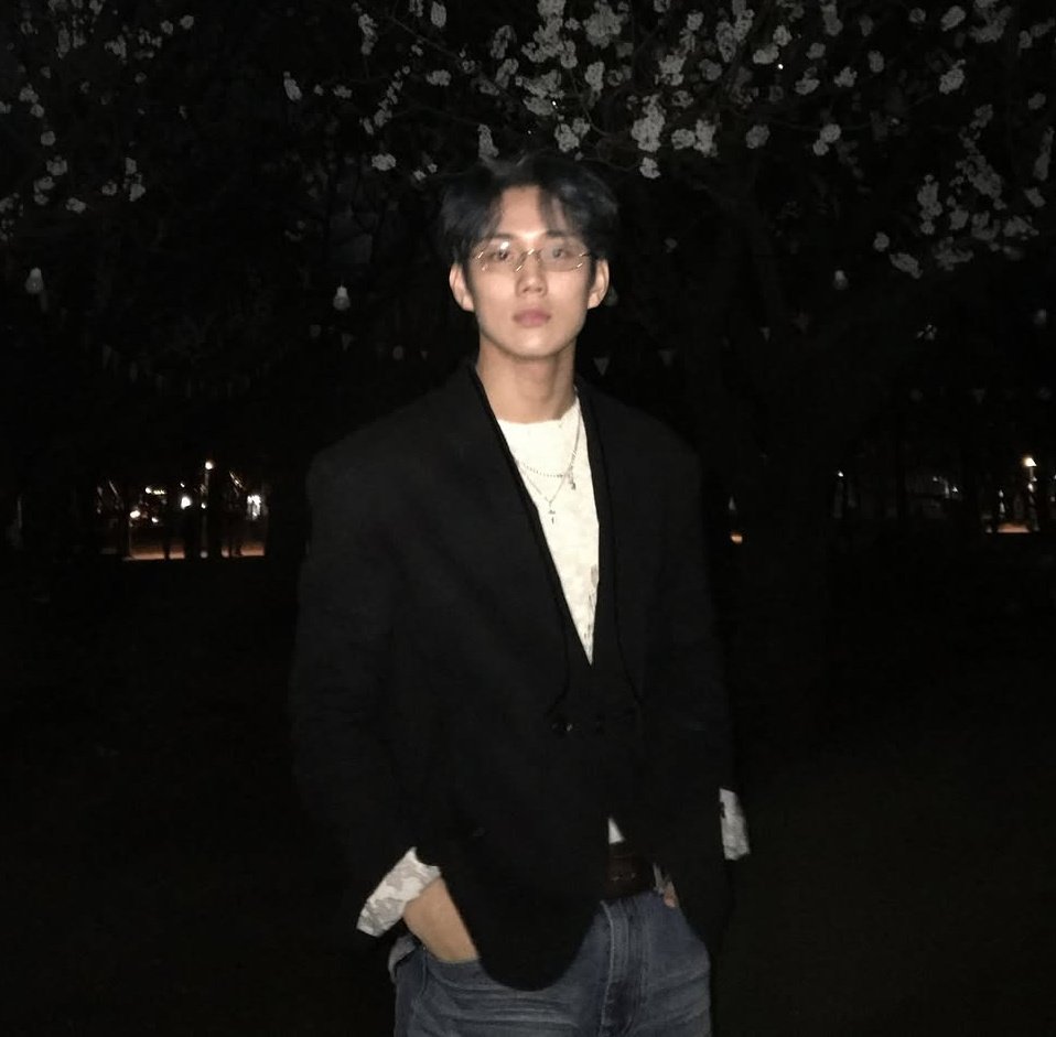 lele is UNIQUE ᯓ★ tweet media