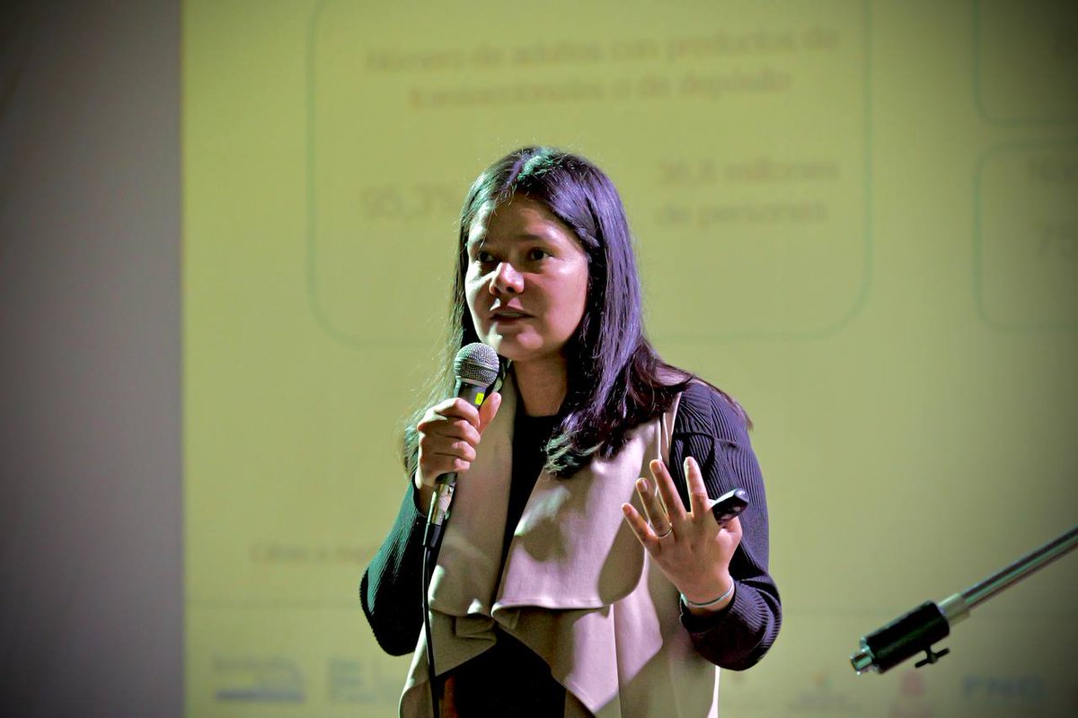 #AEstaHora | La Subdirección de Desarrollo Productivo del #DNP participó en el evento "Más Allá de las Finanzas”, en el que se socializó la Guía Práctica de Inclusión y Educación Financiera. Esta publicación, elaborada por 15 organizaciones, ofrece estrategias, recursos y buenas