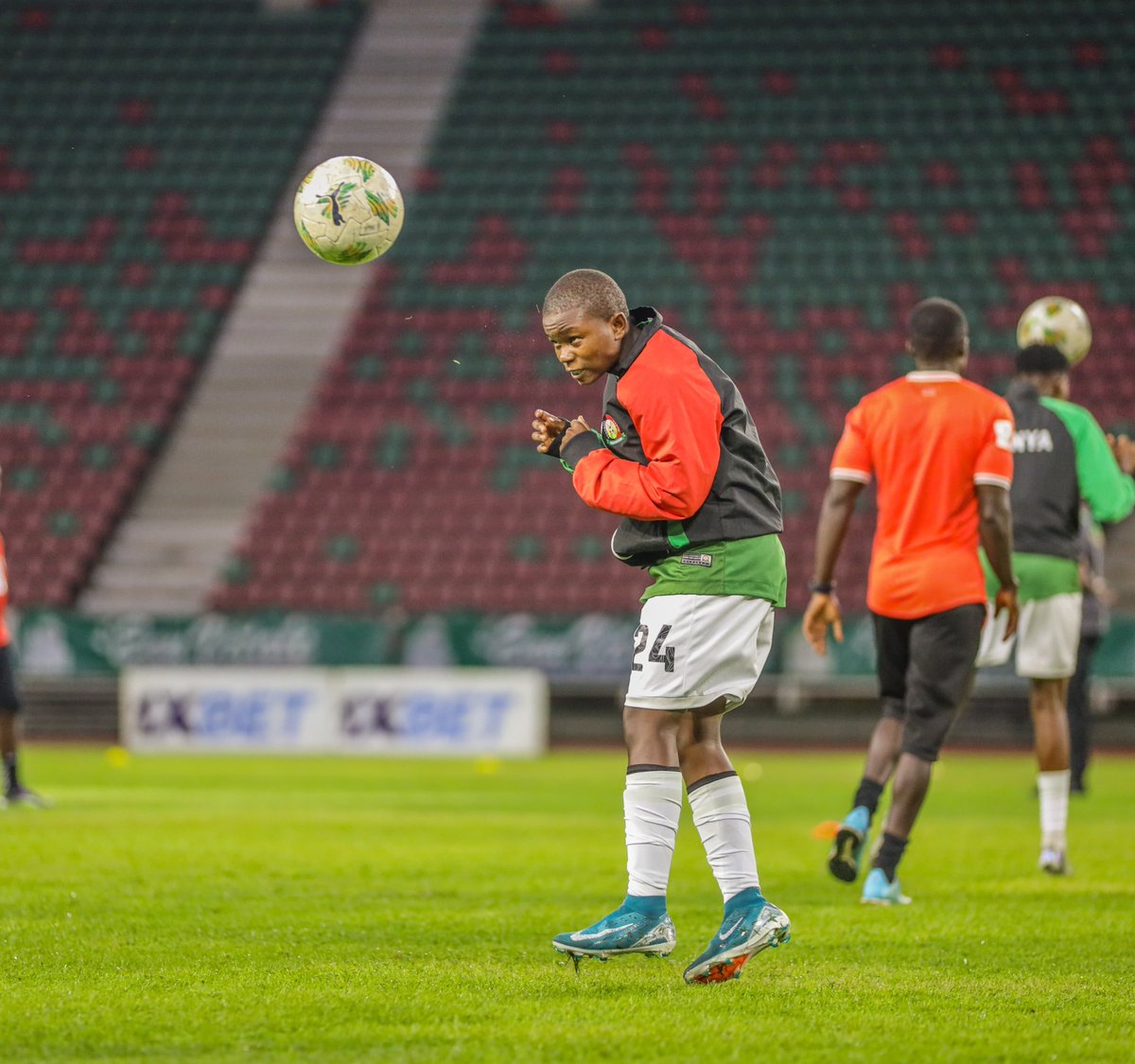 StarletsKE's tweet photo. Warm-up
#GoJuniorStarlets #JuniorStarlets https://t.co/PXXEkN6hKr